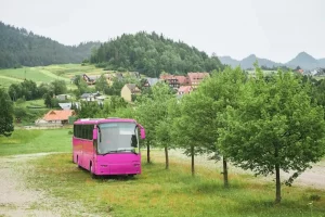 autocars Mayenne voyages paysage campagne