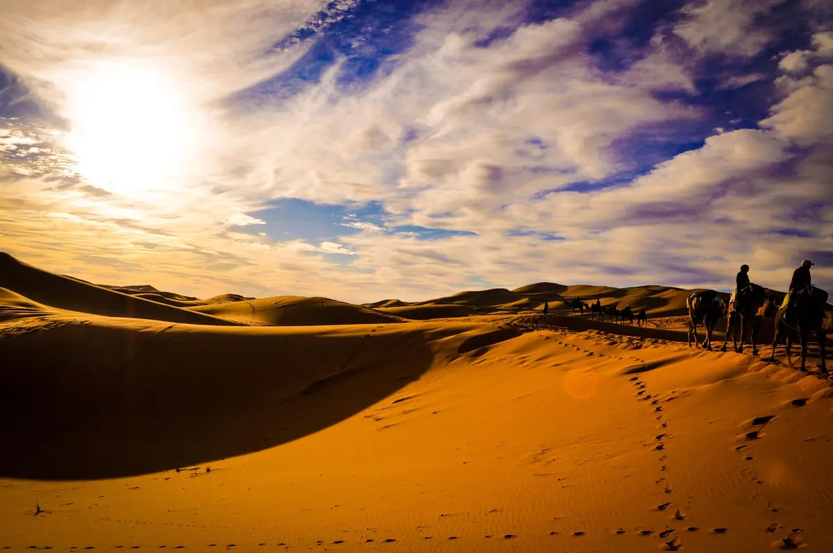 Marrakech décembre soleil riad dune