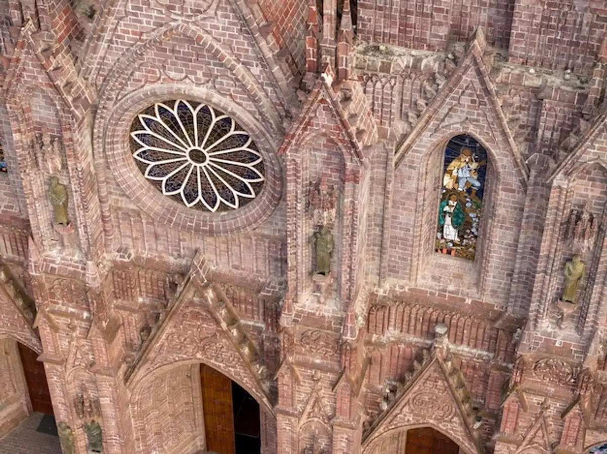 mosquée cathédrale Cordoue patios fleuris Guadalquivir