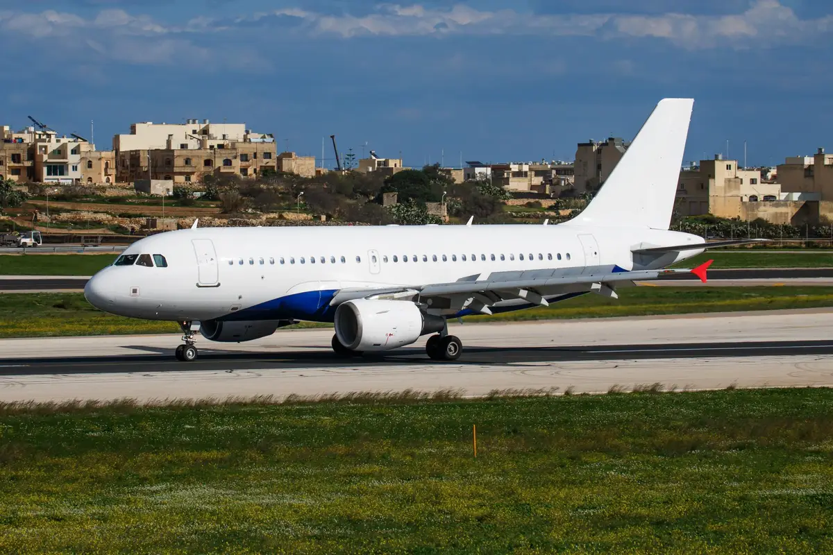 avion décollage Marseille